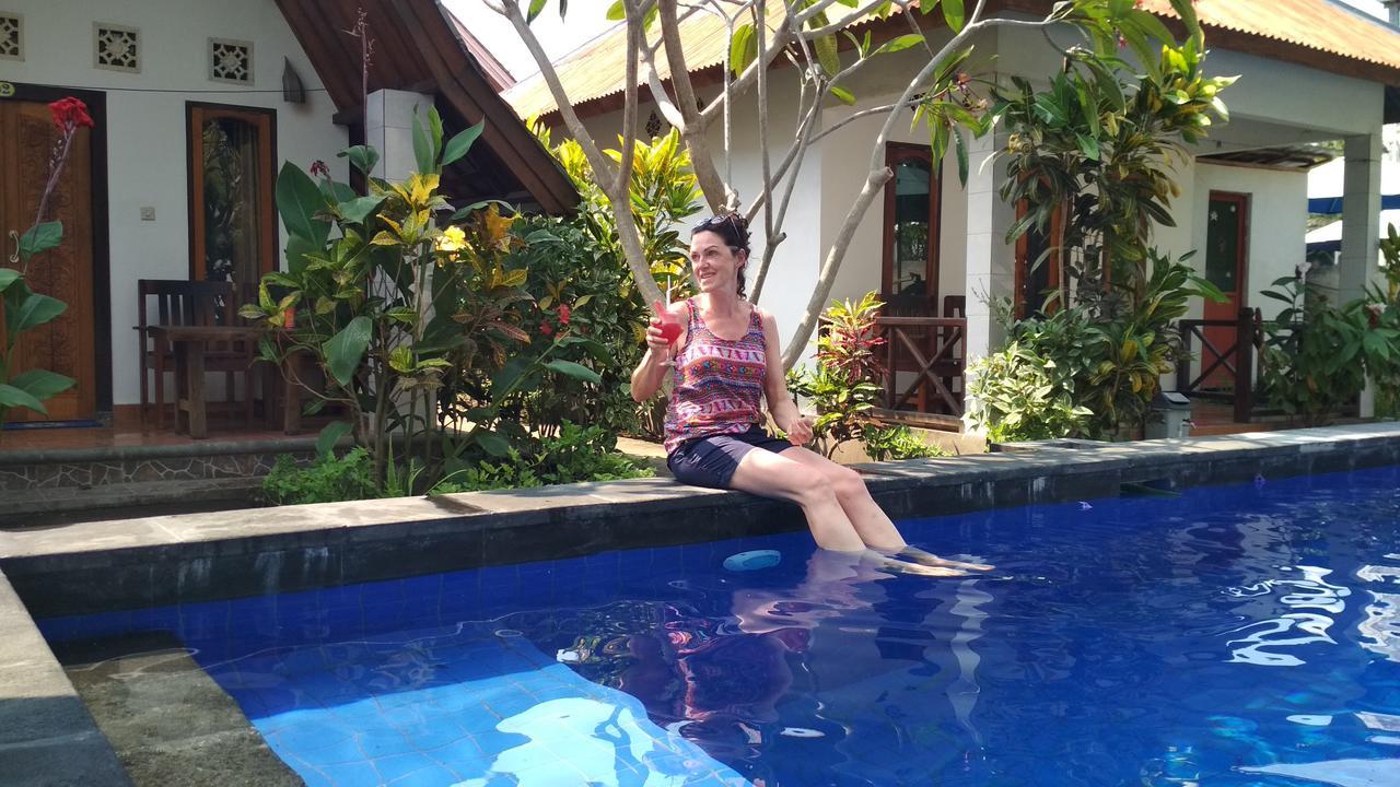 Balengku Homestay Gili Air Buitenkant foto