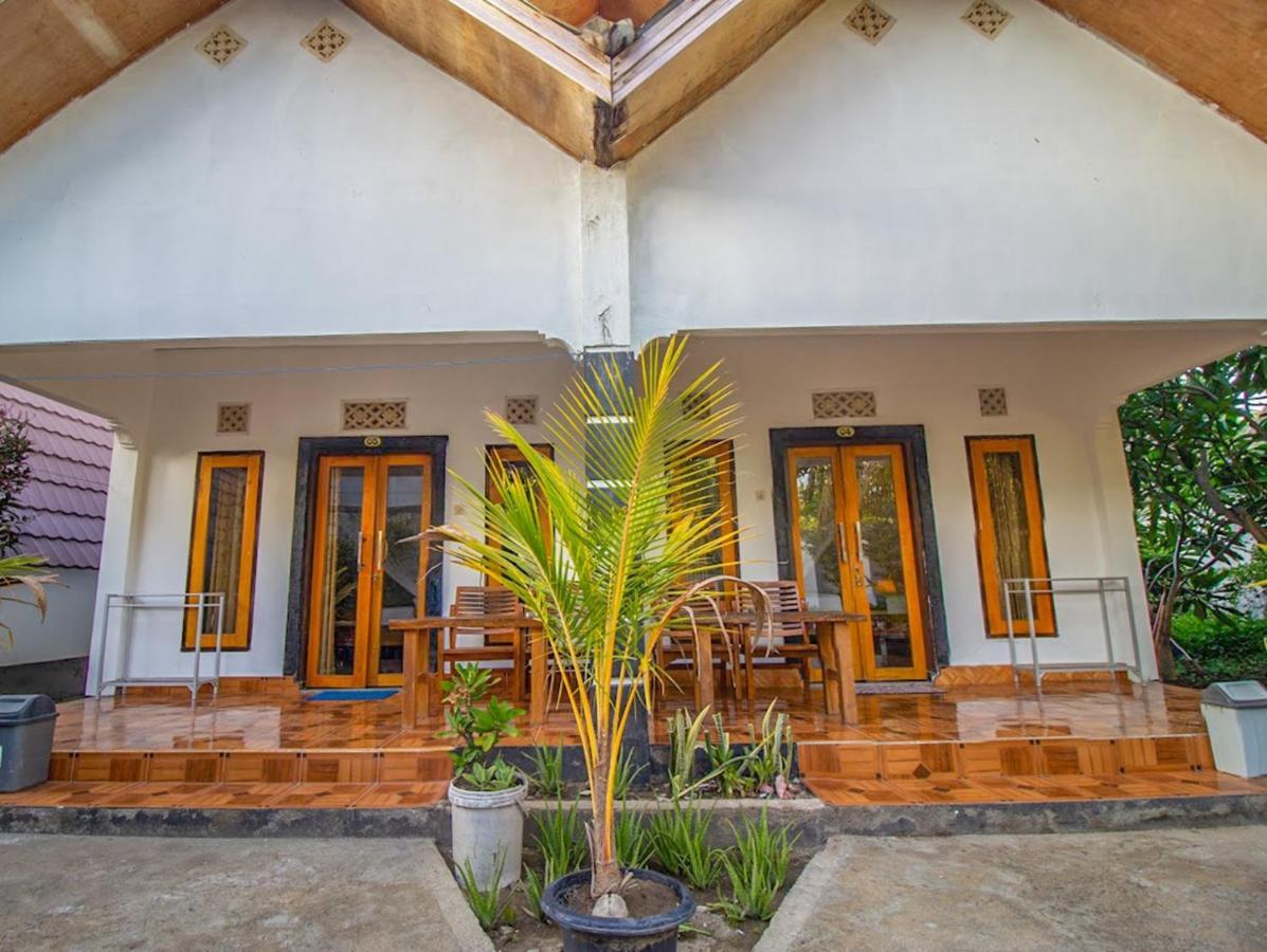 Balengku Homestay Gili Air Buitenkant foto